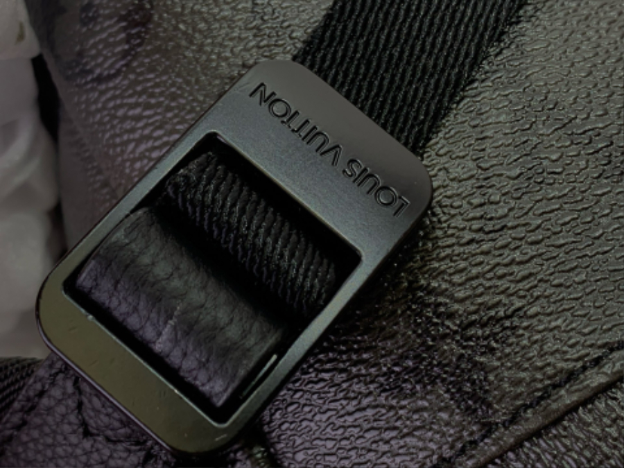 루이비통 디스커버리 카고 백팩 (7).jpg