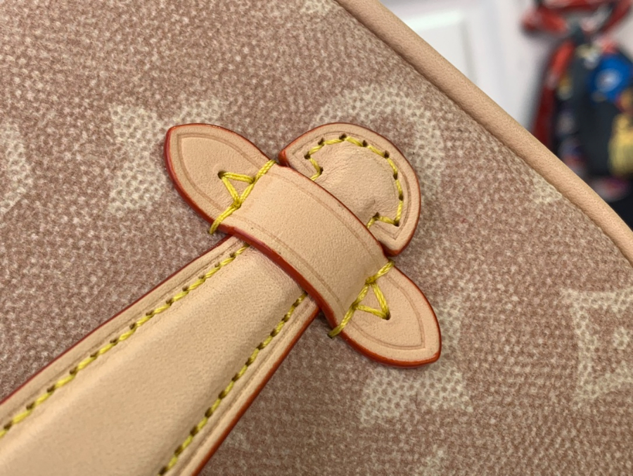 루이비통 니스 미니 (13.5 x 12 x 20)7.jpg