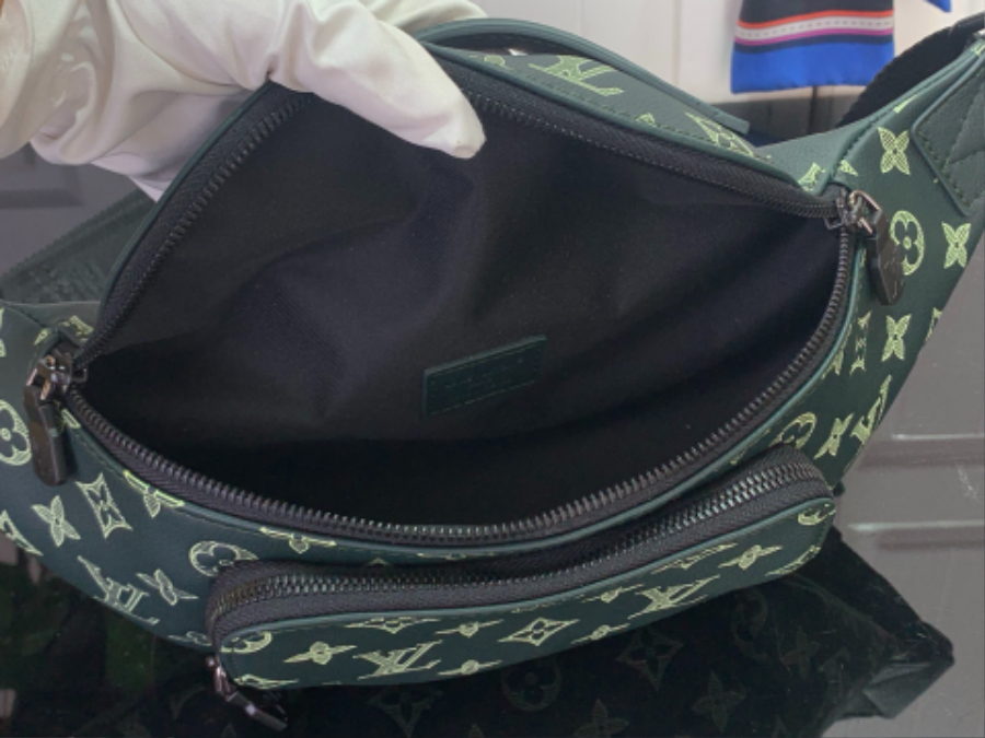 루이비통 러시 범백 흑녹색 (15 x 8 x 30)3.jpg