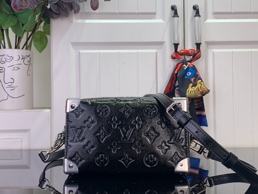 루이비통 스피디 트렁크 20 블랙 (13.5 x 11 x 20.5)5.jpg