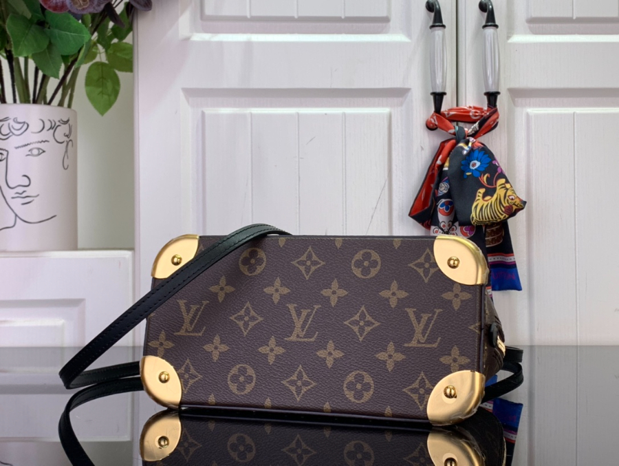 루이비통 알마 트렁크 BB 모노그램 (22 x 19 x 11)5.jpg