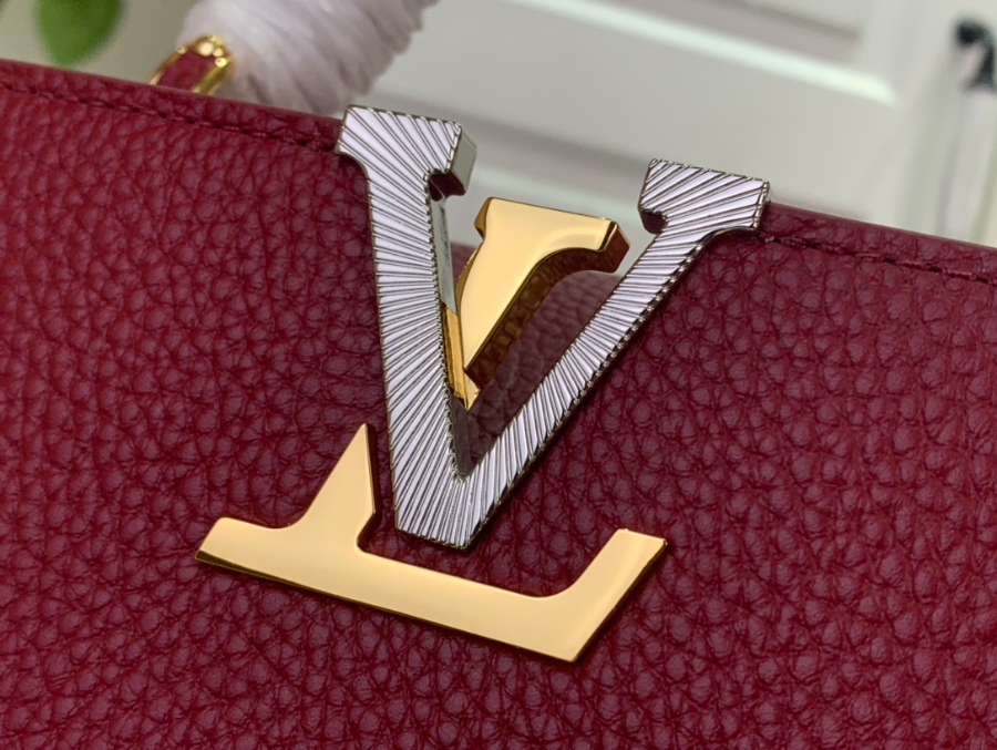 루이비통 카퓌신 BB 다크 레드 (17.3 x 9 x 27)6.jpg