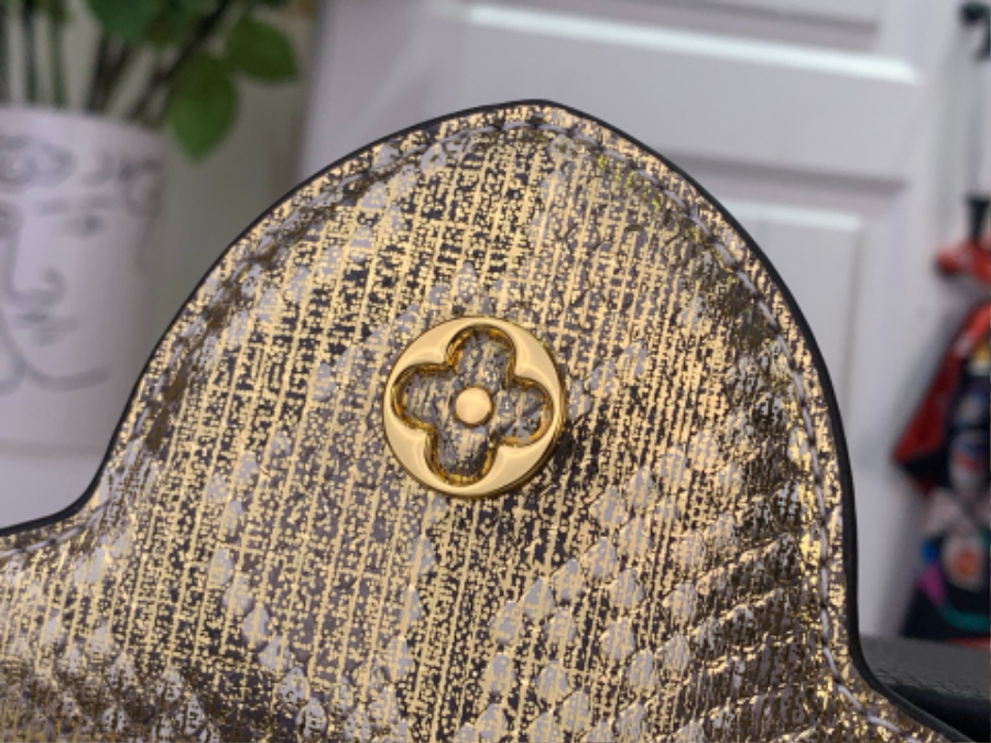 루이비통 카퓌신 BB 블랙 뱀가죽 (27 x 17.3 x 9)7.jpg