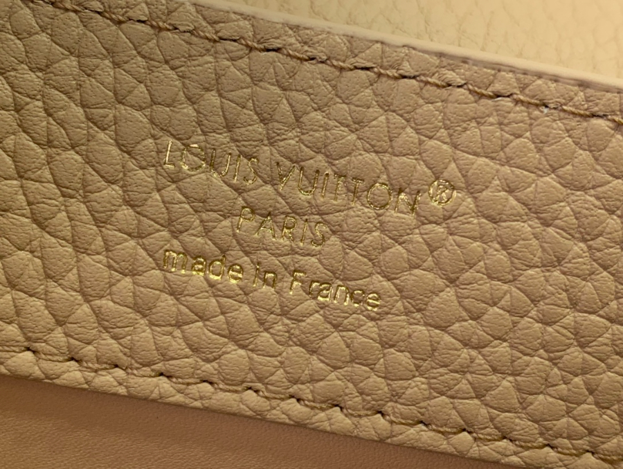 루이비통 카퓌신 미니 베이지 (21 x 14 x 8)8.jpg