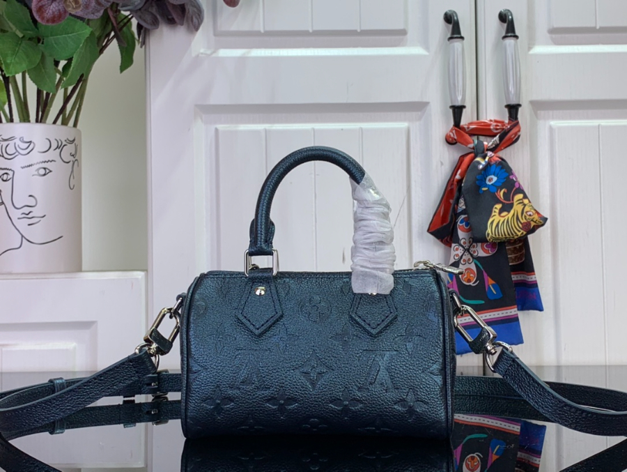 루이비통 나노 스피디 M26510 16107.5cm2.jpg