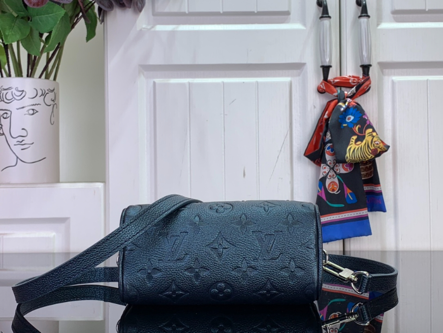 루이비통 나노 스피디 M26510 16107.5cm5.jpg