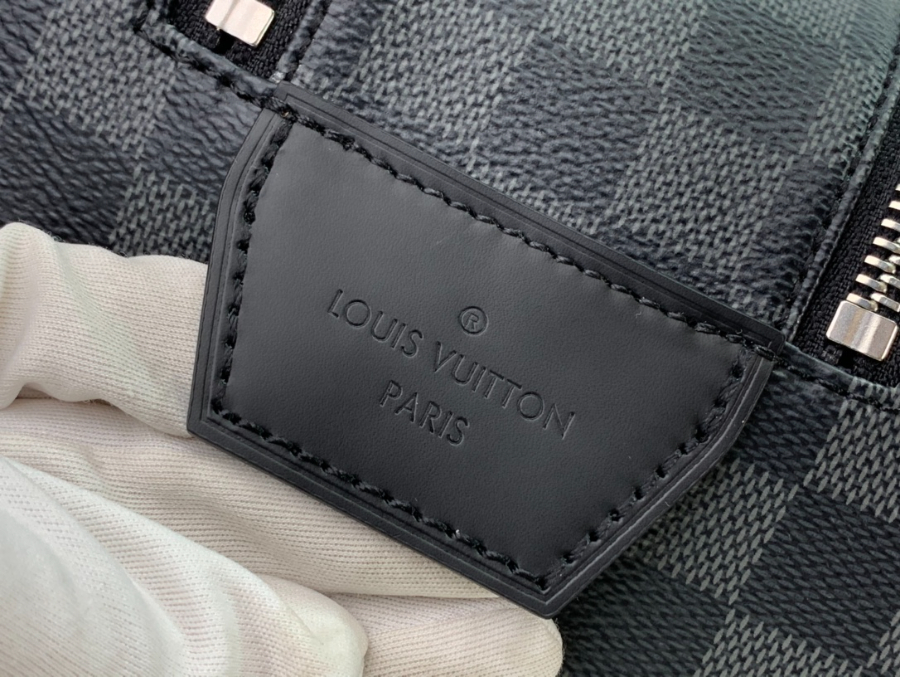 루이비통 돕 키트 다미에 M44494 281516.5cm 블랙8.jpg