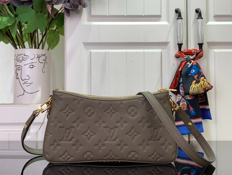 루이비통 리브 포쉐트 파우치 모노그램 M25816 24.513.56.5cm 다크 스톤3.jpg