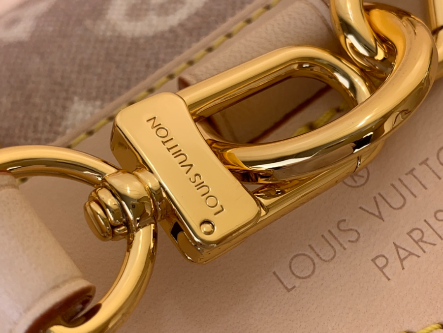 루이비통 몽수리 스몰 M15135 301828cm6.jpg