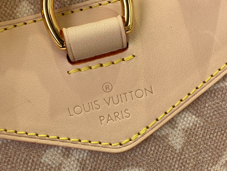 루이비통 몽수리 스몰 M15135 301828cm8.jpg