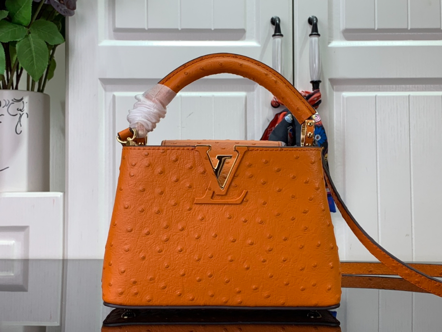 루이비통 타조 가죽 숄더백 M94227 48865 2사이즈 오랜지 LOUIS VUITTON01.jpg