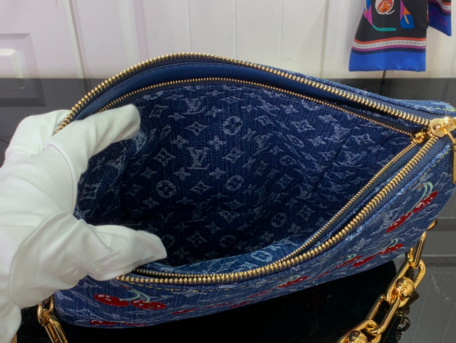 루이비통 LV x TM 쿠상 PM 스몰 M14978 201226cm 블루3.jpg