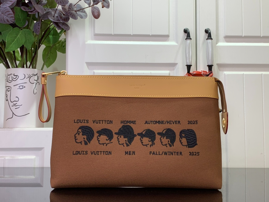 루이비통 PHARREL and NIGO collection's M25868 30225cm1.jpg