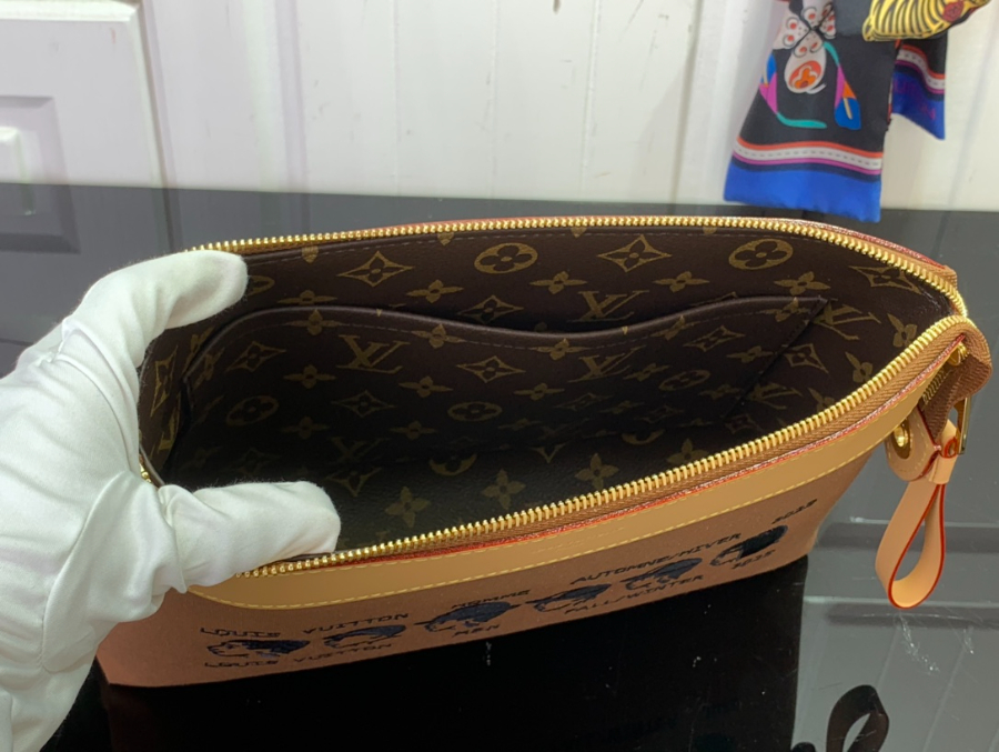 루이비통 PHARREL and NIGO collection's M25868 30225cm3.jpg