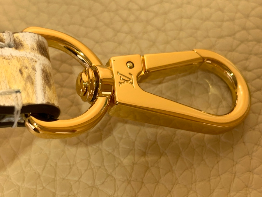 루이비통 카퓌신 미니 악어무늬 21148cm M86036 베이지7.jpg