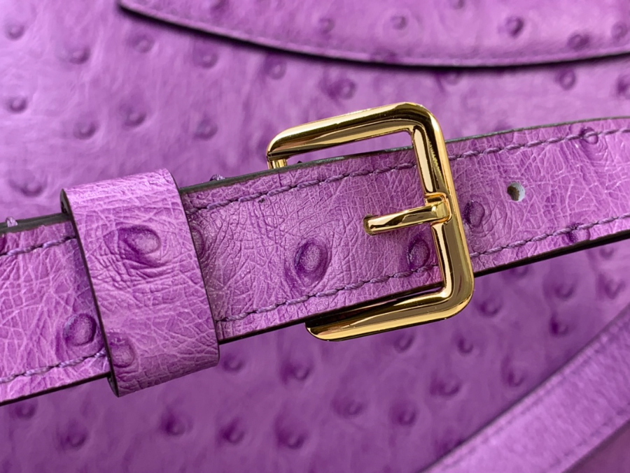 루이비통 카퓌신 스몰 타조무늬 27189cm M24714 퍼플6.jpg