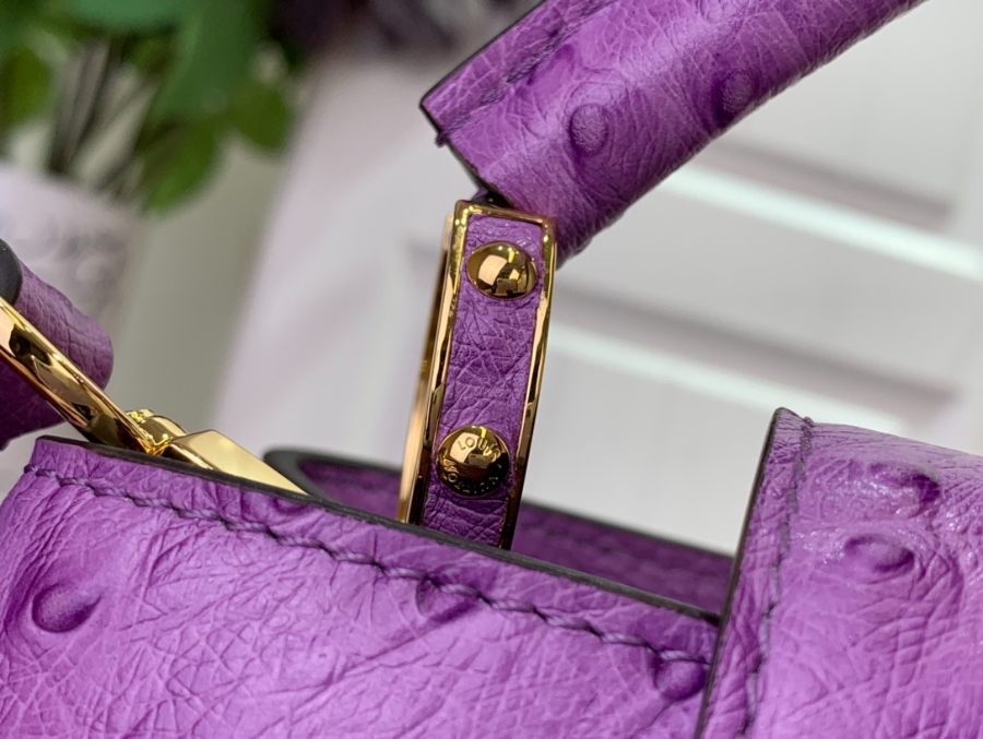 루이비통 카퓌신 스몰 타조무늬 27189cm M24714 퍼플8.jpg
