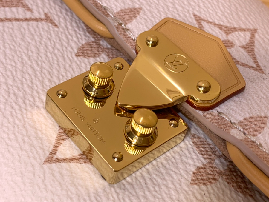 루이비통 포쉐트 카미유 M26583 11620.5cm7.jpg