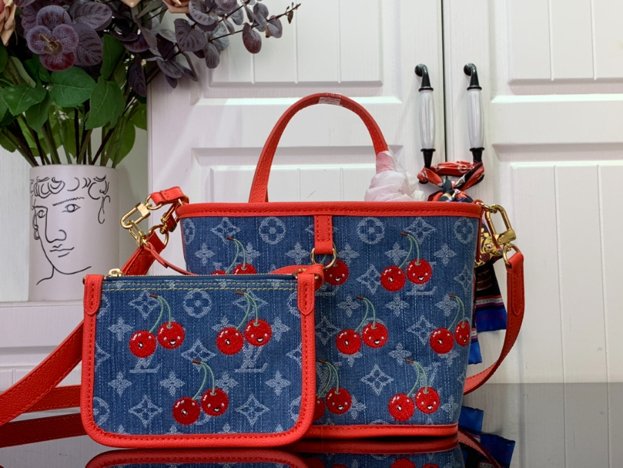 루이비통 LV x TM 네버풀 인사이드 아웃 BB M14997 16.51126.5cm2.jpg