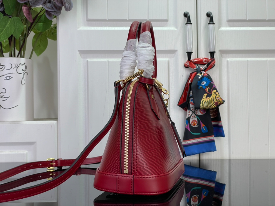 루이비통 알마 BB M25562 23.517.511.5cm 레드4.jpg