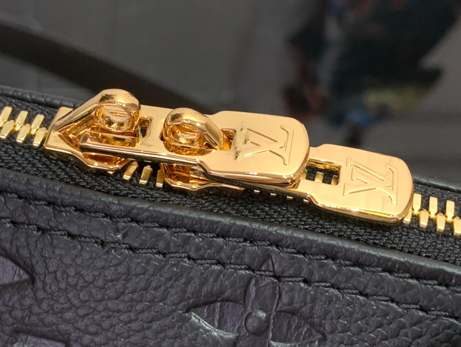 루이비통 알마 PM M26489 30.52114.5cm 블랙7.jpg