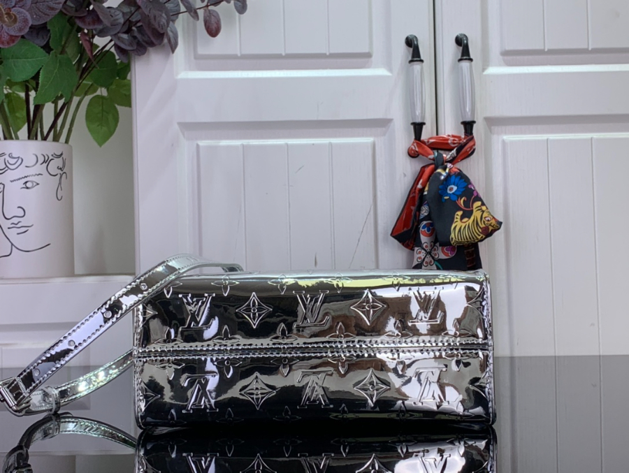 루이비통 온더고 PM M26373 1911.525cm 실버5.jpg