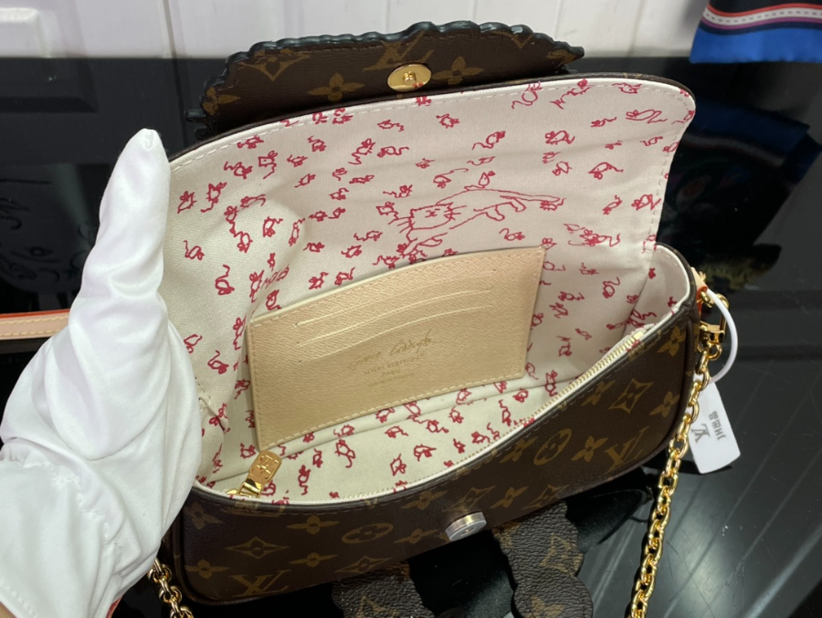 루이비통 월릿 온 체인 아이비 M15148 124.323.5cm3.jpg