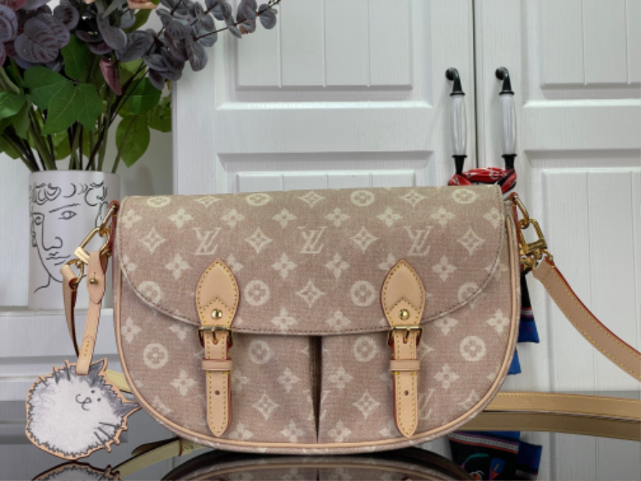 루이비통 이스케이프 M15134 21730cm1.jpg