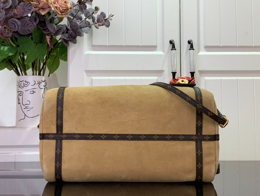 루이비통 익스프레스 미디엄 M26358 2418.536cm 베이지5.jpg