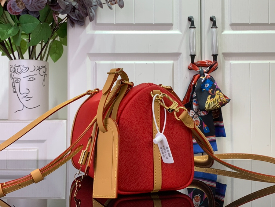 루이비통 익스프레스 스몰 M13667 M26039 251518cm 레드5.jpg