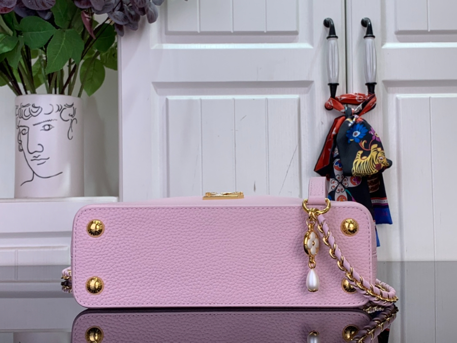 루이비통 카퓌신 BB M25611 27918cm 핑크5.jpg