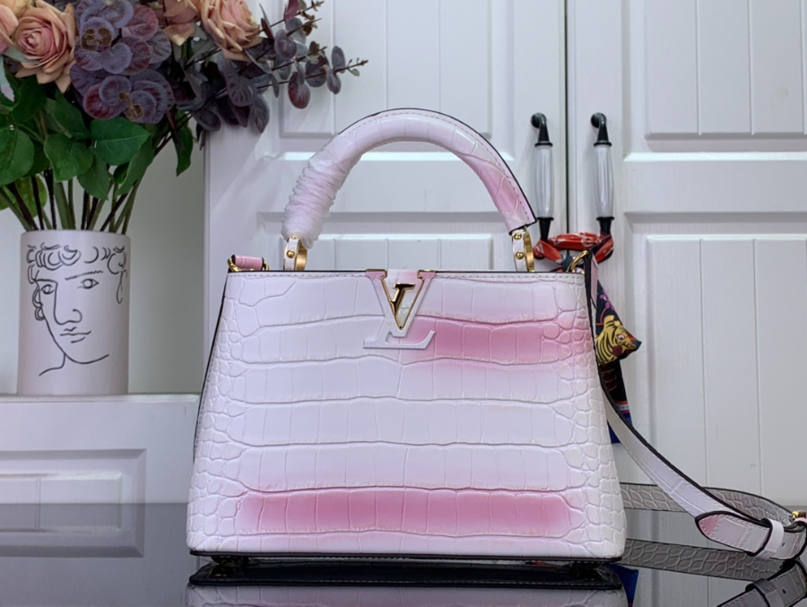 루이비통 카퓌신 BB 악어무늬 M94227 M48865 17.3927cm 화이트 핑크1.jpg
