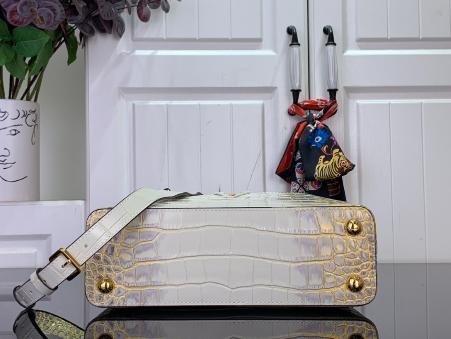 루이비통 카퓌신 BB 악어무늬 M94227 M48865 17.3927cm5.jpg