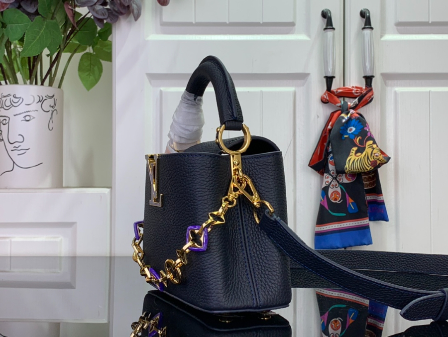 루이비통 카퓌신 미니 M14971 14821cm 네이비4.jpg