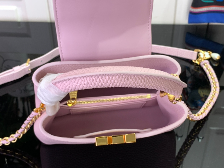 루이비통 카퓌신 미니 M25611 2113.68cm 핑크2.jpg