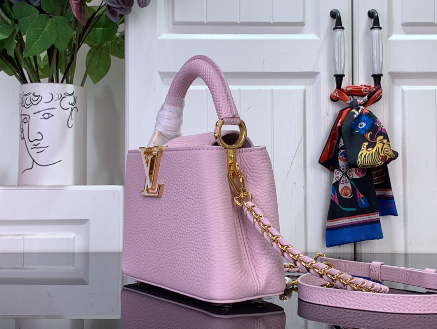 루이비통 카퓌신 미니 M25611 2113.68cm 핑크3.jpg