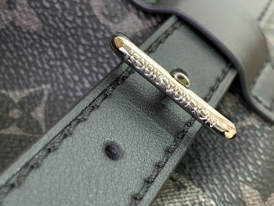 루이비통 크리스토퍼 MM MON 모노그램 미디엄 4412.538cm P01959 블랙6.jpg