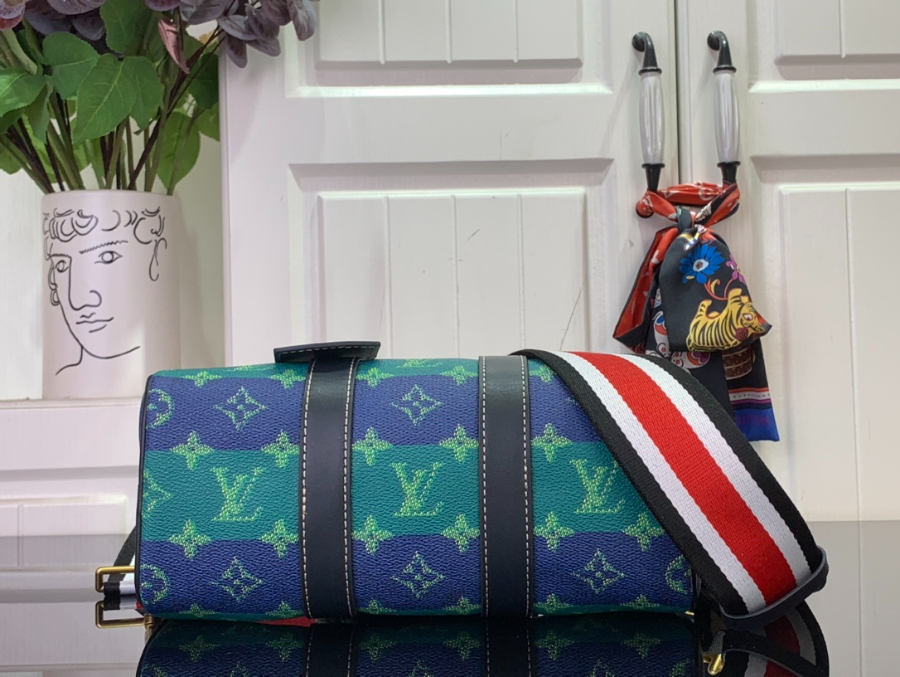 루이비통 키폴 반둘리에 25 M25786 251511cm 그린 블루5.jpg