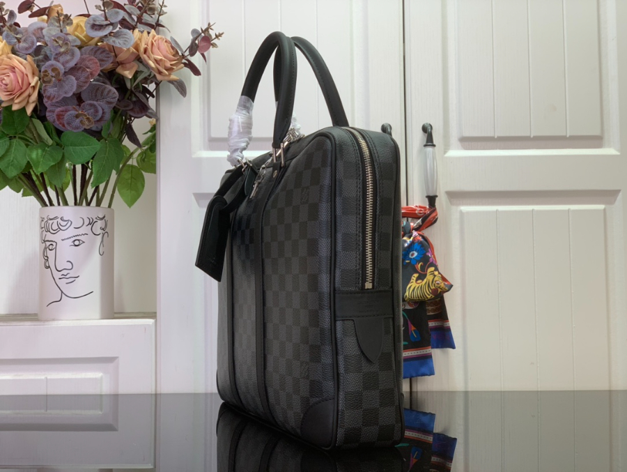 루이비통 포르트 도큐멍 보야주 다미에 M41124 41317cm 블랙4.jpg