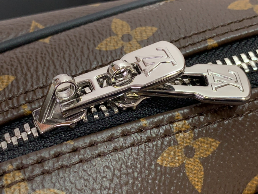 루이비통 포르트 도큐멍 보야주 모노그램 M41124 41317cm 브라운8.jpg