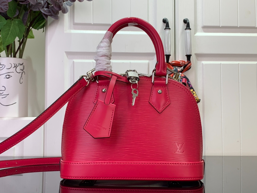 루이비통 알마 BB M11382 23.517.511.5cm 레드1.jpg