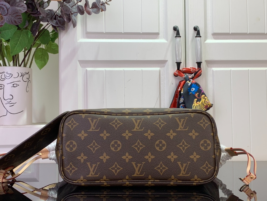 루이비통 네버풀 PM 스몰 M46979 211229cm 브라운 베이지6.jpg