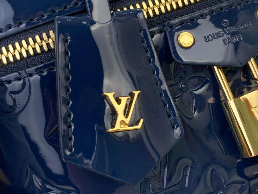 루이비통 베니티 체인 파우치 에나멜 블루 M13483 1911.56.5cm8.jpg