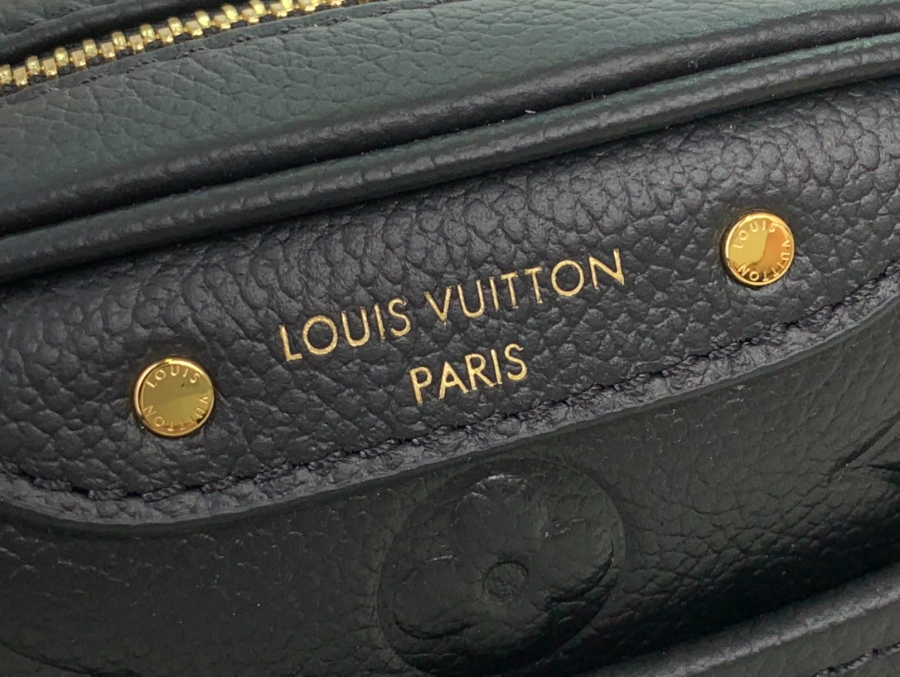 루이비통 타이니 카메라 백 M26509 13619cm 블랙8.jpg