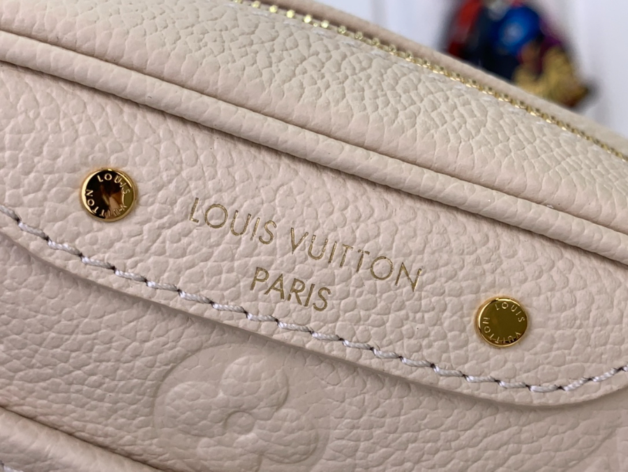 루이비통 타이니 카메라 백 M26509 13619cm 크림8.jpg