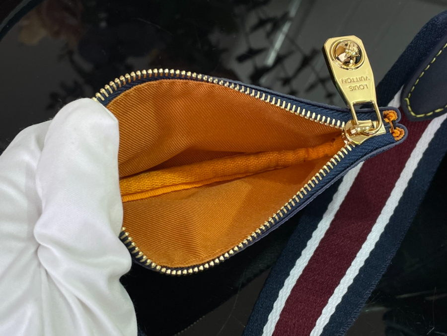 루이비통 트리오 메신저백 모노그램 헤리티지 M26026 18.5725cm6.jpg