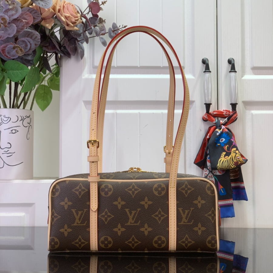 루이비통 행 온 M47031 11.56.526cm2.jpg