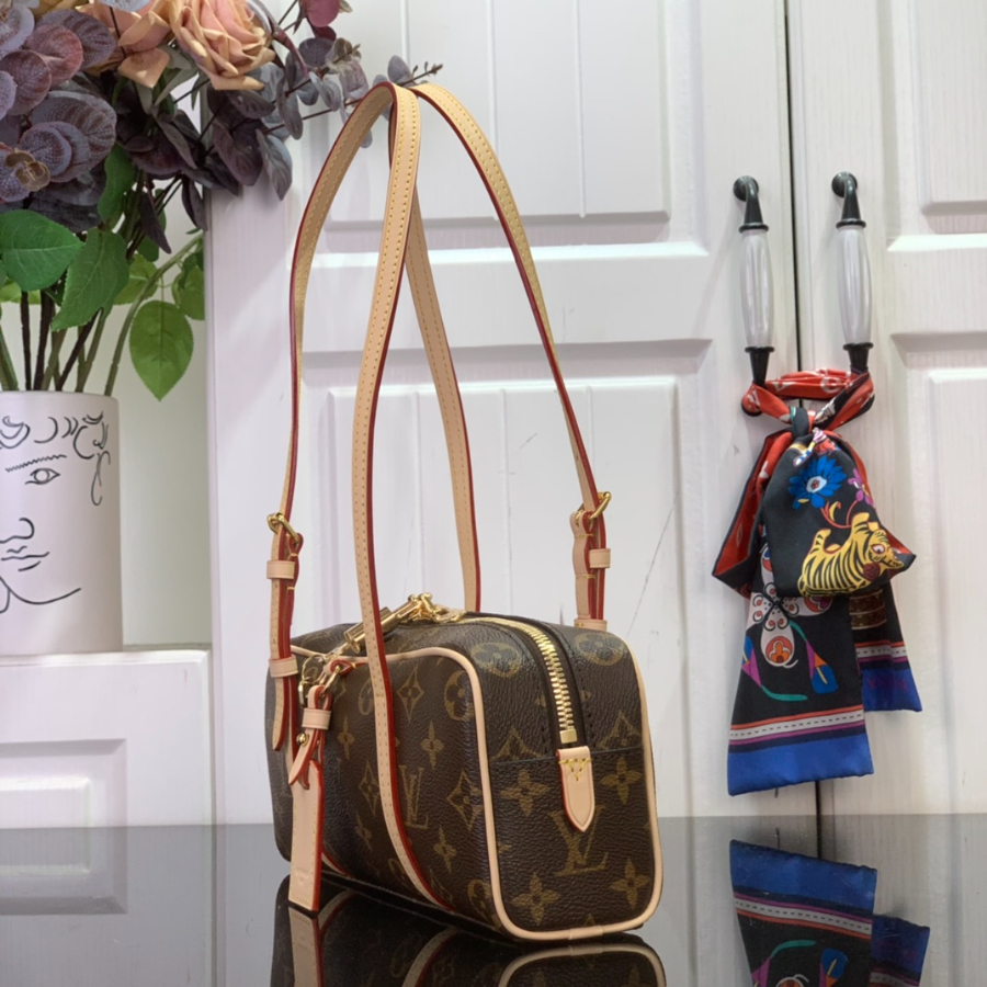 루이비통 행 온 M47031 11.56.526cm4.jpg