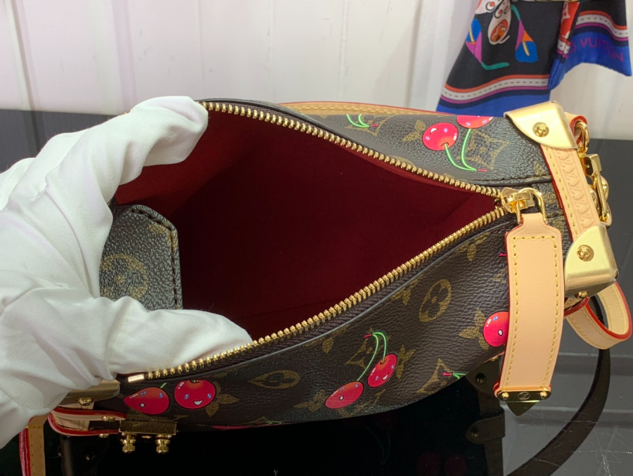 루이비통 LV x TM 사이드 트렁크 M14278 21146cm3.jpg