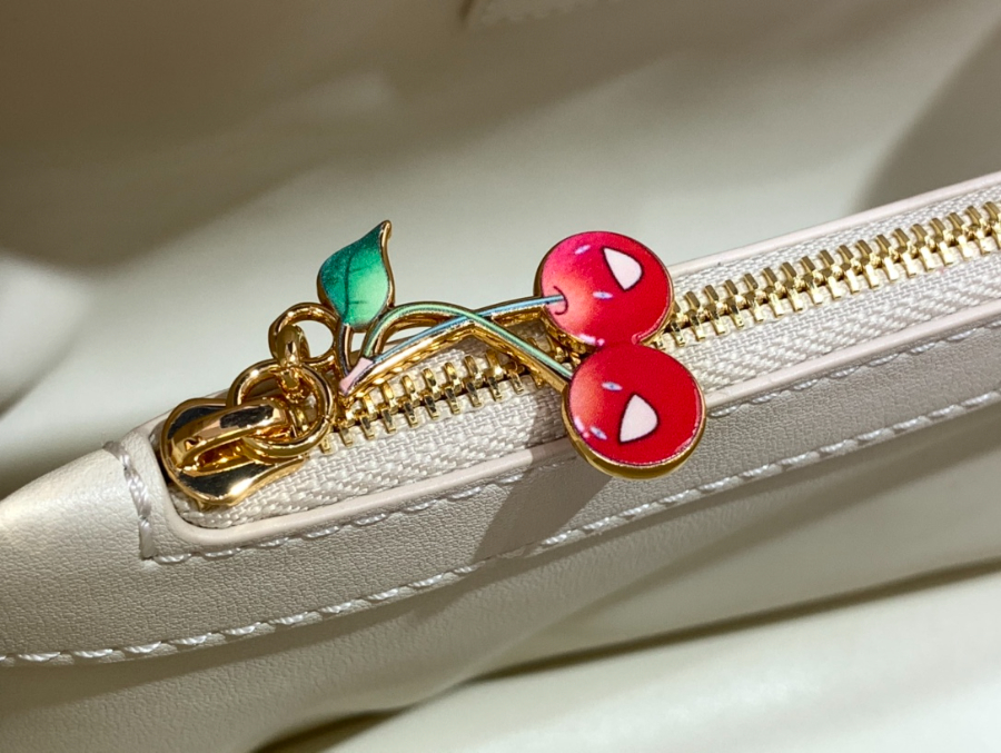 루이비통 LV x TM 카퓌신 BB M14295 27189cm 화이트8.jpg